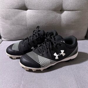 Under Armour Women’s Athletic Cleats